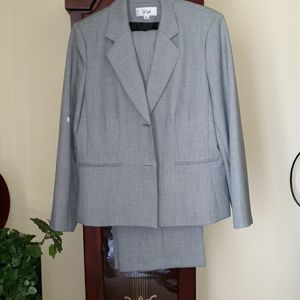 Gray pantsuit